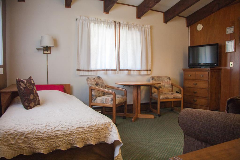 Chalet Lisl Lodgeアスペン 部屋 写真